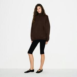 01. Skims Slouchy Boyfriend Half Zip Pullover Swear
